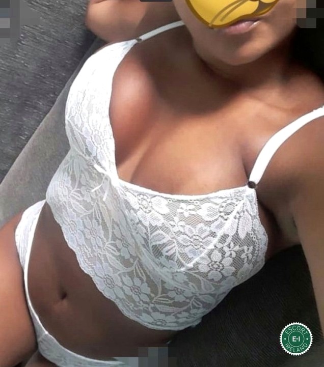 Curvy Mature 40